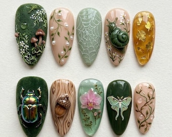 Paznokcie Nature Nails / Paznokcie Cottagecore / Paznokcie Enchanted Forest / Sztuka botaniczna z grzybami ślimakowymi / Ręcznie robione paznokcie prasowane