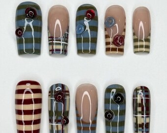 Handmade Plaid Nails / Vintage Press On Nails / Indie Aesthetic Nails / Striped Checkered Nails / Autumn Neutral Nail Set