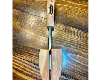 Horma para zapatos de madera de cedro inglés vintage de Church's con punta dividida, talla M, única y auténtica