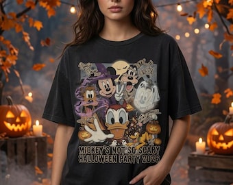 Maglietta Disney Halloween Mickey's Not So Scary Party, maglietta Topolino e amici per dolcetto o scherzetto, maglietta Halloween stagione spettrale di Walt Disney World