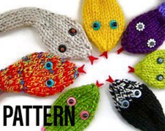 Slithery Snake Scarf pattern, Funny knitting pattern, Instant Download PDF Knit PATTERN, quick knit gift, DIY knit scarf, snake lover