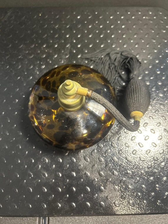 Perfume tortoise shell design atomizer - image 4