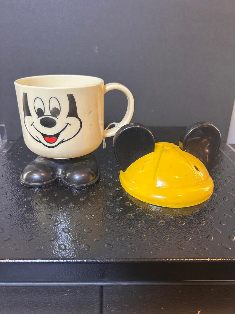 Taza de plástico vintage de Mickey Mouse de los años 80 imagen 4