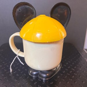 Taza de plástico vintage de Mickey Mouse de los años 80 imagen 2