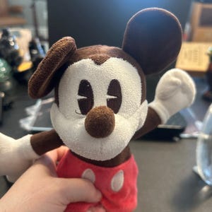 Peluche vintage de Mickey Mouse imagen 3