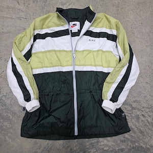 black and white nike windbreaker womens