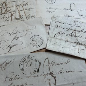 NUOVA SCORTA Collezione antica di lettere originali francesi del 1840 scritte a mano con timbri in cera piegati, documenti personali, carta effimera, artigianato artistico