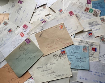 NOUVEAU STOCK 25 belle collection d'enveloppes françaises vides avec des timbres Bundle de journal indésirable vieux papier éphémère