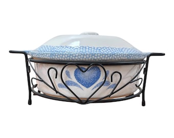 Vintage Blue Heart Stoneware Casserole Dish w/ Lid & Wrought Iron Stand – Farmhouse Kitchen