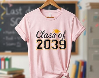 Custom Class of 2039 Shirt, First Day of School Kids T-Shirt, Grow With Me Shirt with Name, Preschool Graduation Gift, Growing Up Tee
