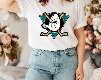 Vintage Mighty Ducks T-Shirt, Anaheim Hockey Tee, Retro Ducks Shirt, Classic Ducks Logo T-Shirt, Unisex Hockey Fan Gift Tee