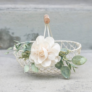 Mand bloemenmeisjes | Rustieke draadmand | Bruiloftsmand voor klein bloemenmeisje | Boho cadeau bloemenmeisje | Mauve warme taupe of ivoorkleurige bloem