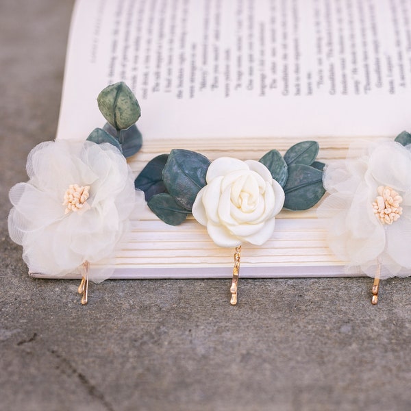 Flower Hair Pin Set, Flower Hair Comb, Bridal Hair Pieces, Eucalyptus Bridal Hair, Wedding Flower Pins, Wedding Hair Accessory, Greenery