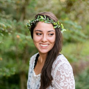 Green Leaf Crown Boudoir, Bridal Shower Hair Piece Simple Flower Crown Boho Wedding Halo Bridesmaid or Wedding Gift Sage Leaf image 1