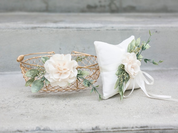 Champagne Gold Metallic Flower Girl Basket | Golden Wedding or Gift Basket | Modern, Decorated Flower Girl Basket | Gold Glam Wedding Decor