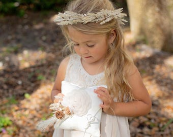 Woodland Wedding Ring Pillow: Ivory Linen-Look Display