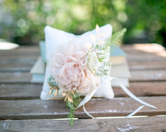 Coussin pour alliances en lin ivoire : coussin pour alliances floral et verdure