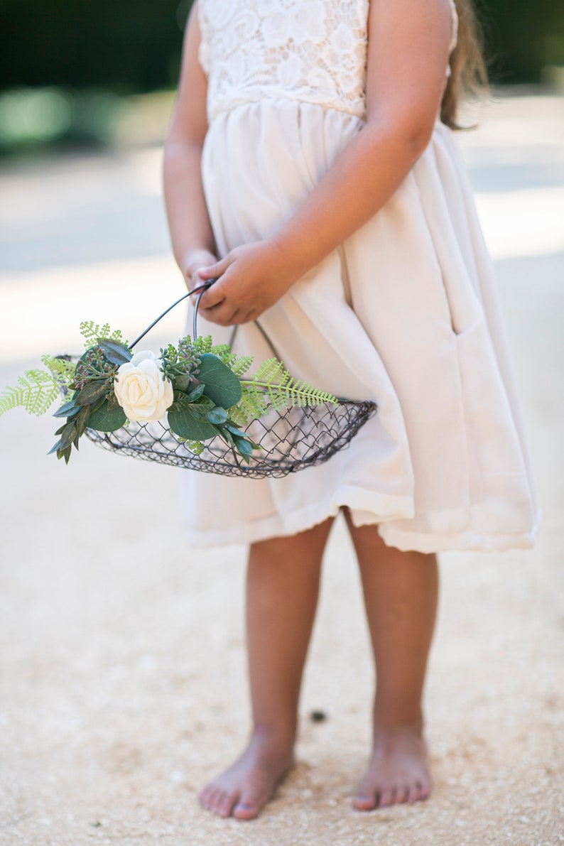 Flower Girl Basket Wire Wedding Basket Wedding Card Basket Fixed Handle Basket Petite Flower Girl Basket Rustic Flower Girl Basket