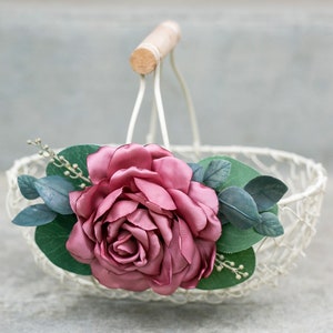 Bloemenmeisjesmand | Schuur bruiloft bloemenmeisje cadeau | Ivoor bloemblaadje mand | Tuin bloemenmand | Roze en ivoor bruiloft decor