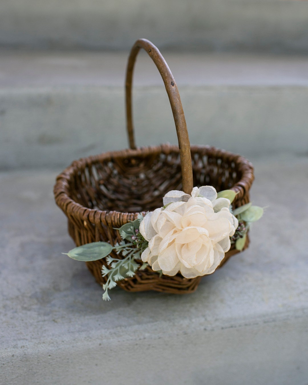 Willow Flower Girl Basket With Rose Petals main image 1