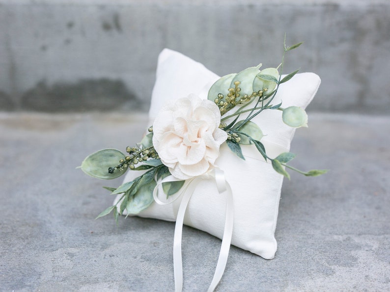 Ring Bearer Pillow Wedding Ring Pillow Ivory Linen-look Wedding Ring Display Floral Pillow Greenery Pillow Ring Cushion Photo Prop Ivory