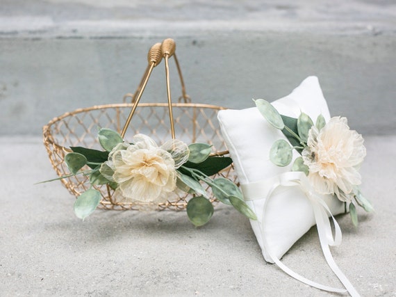 Champagne Gold Metallic Flower Girl Basket | Golden Wedding or Gift Basket | Modern Decorated Flower Girl Basket | Gold Glam Wedding Decor