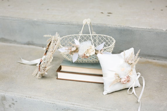 Boho ivory Flower Girl Basket | Pampas Desert Wedding Decor or Gift Basket | Modern Decorated Flower Girl Sets | Matching Wedding Set