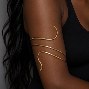 Brazalete superior en espiral dorado, brazalete ajustable, brazalete bohemio, brazalete minimalista, joyería para festivales, regalo para ella.