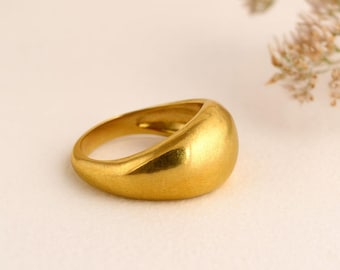 Chunky Gold Dome Ring – Bold Statement Jewelry, Minimalist Dome Band Ring for Women, Modern Vintage Style Gold Ring, Gift for Her