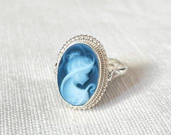 Blue cameo ring, adjustable band, silver sterling 925, gift for her, made in Italy, genuine Italian, cameo victorian style, agate cameo ring
