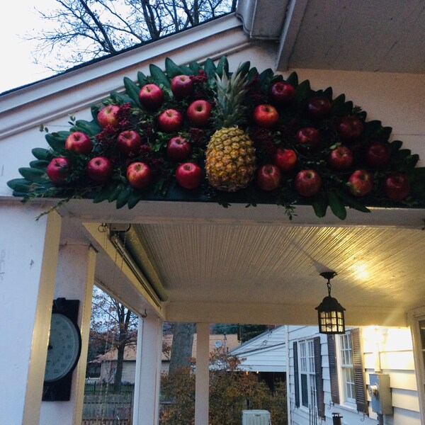 Williamsburg style holiday fruit door topper, apple fan, fruit fan, fruit board- BOARD ONLY!