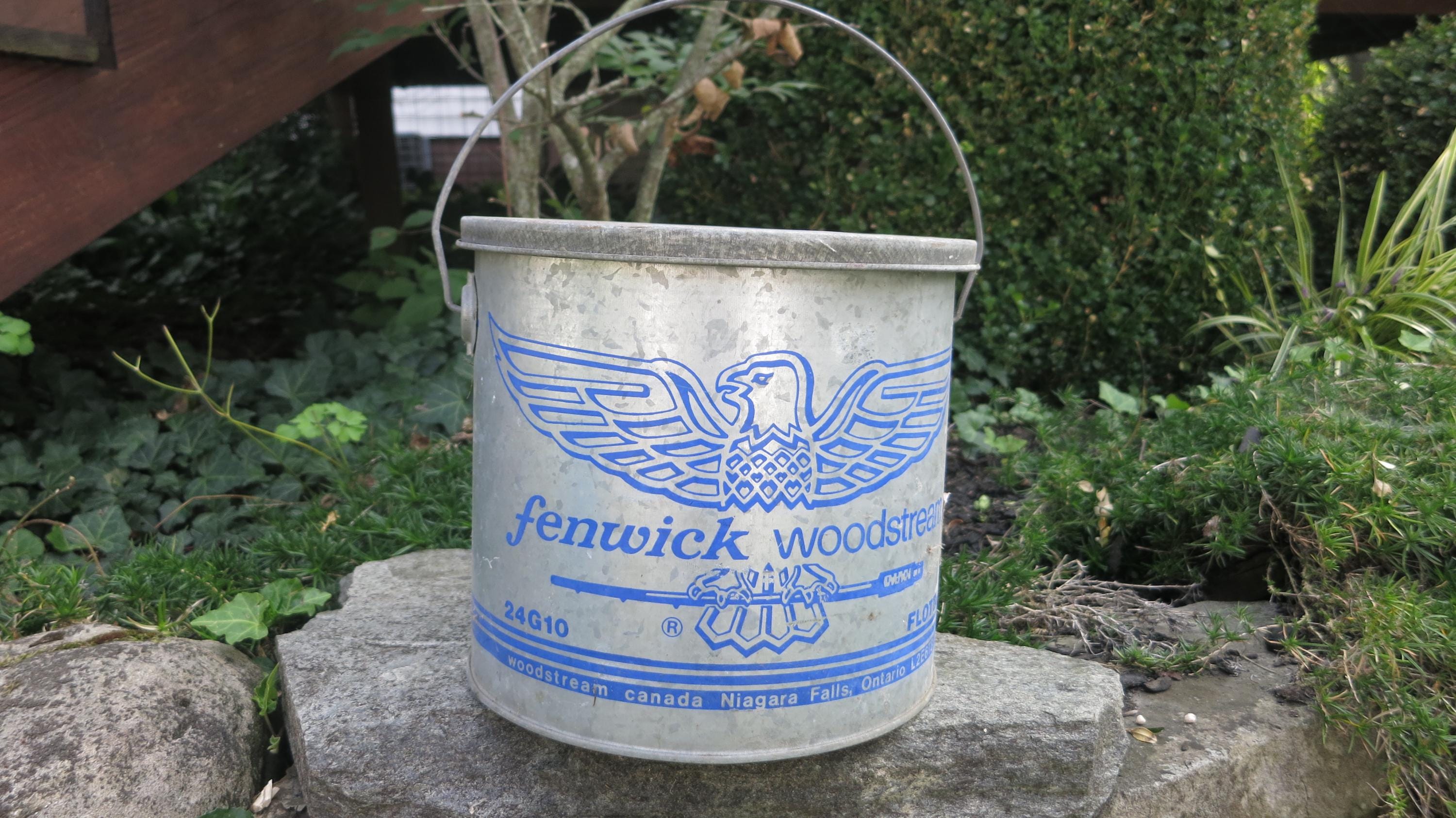 Vintage Fenwick Woodstream seau de pêche galvanisé Lititz
