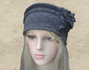 Vintage Jennifer Moore Wool Cloche Hat - Made in Italy - Etsy display picture 1