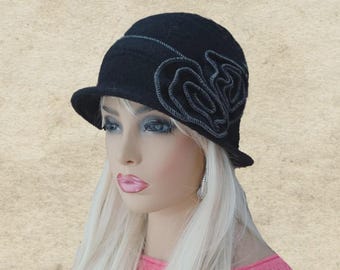 Black Cloche Hat with Flower – Women’s Elegant Retro Flapper Wool Felt Headwear