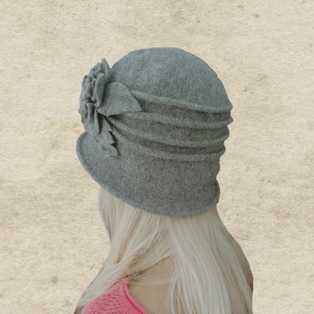 FASHION HATS Elegant Gray Wool Cloche Flower Hat Shop Our Luxury Custom Equestrian Beret Cap Winter Cloche main image 2
