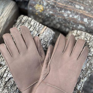 Sheepskin Gloves: Warm Winter Gloves