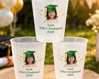Vaso esmerilado personalizado para graduación con foto, vaso personalizado para fiesta de graduación con foto, ¡Mira quién se graduó en 2026!, recuerdo para fiesta de graduación, vaso personalizado con cara.