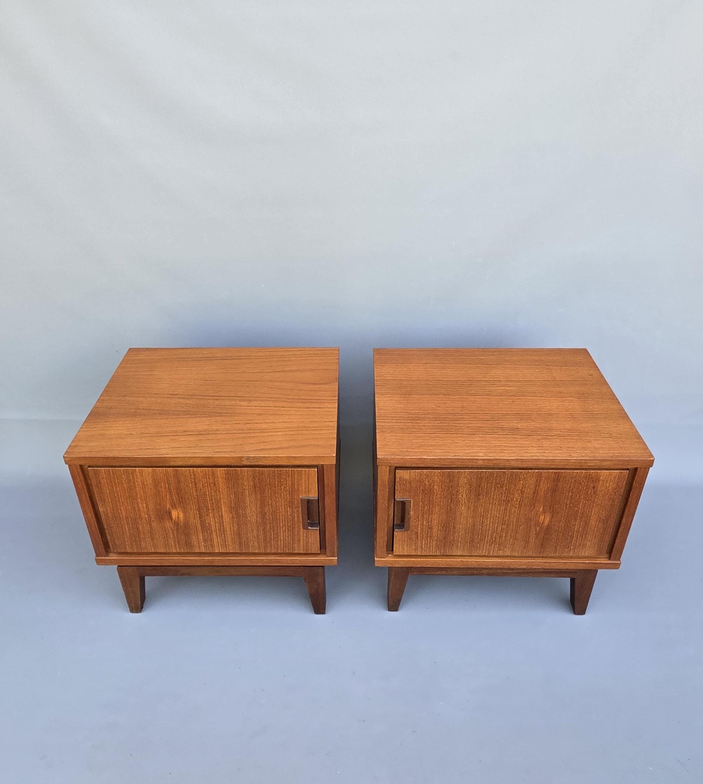 Vintage bedside tables - Etsy 日本