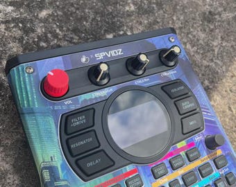 AKIRA-vinylskin voor de Roland SP-404 MK2-sampler