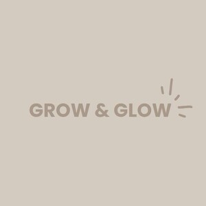 Op de afbeelding: Een beige grafisch ontwerp met de woorden "LEARN, GROW, LOVE" bovenaan. De zin "GROW & GLOW" staat in het midden, met een zonnesymbool. De tekst "THE OT Girl" staat onderaan.