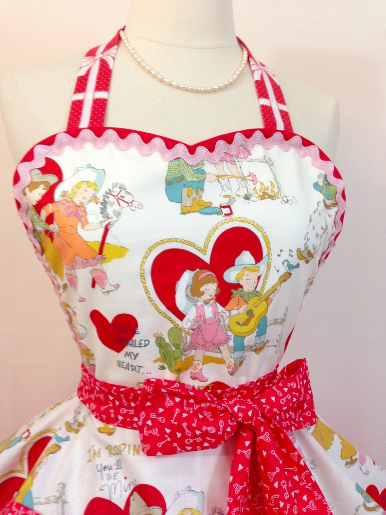 Vintage Valentine Cards Apron Valentine Apron Love/Retro Etsy