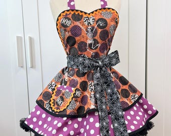 Skeleton Games Halloween Apron: Retro Party Costume
