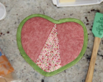 Shades of Pink and Green Flowers Heart Potholders - Cotton Kitchen Oven Mitt - Gift Idea Under 20 - Cook Fun Hot Mite - Cooking Backing