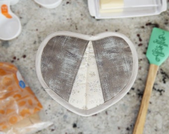 Neutral Gray Flowers Heart Potholder - Cotton Kitchen Oven Mitt - Gift Idea Under 20 - Fun Hot Mite - Cooking Backing - Handmade Home Decor