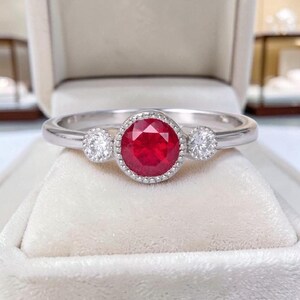 Round Cut Ruby Ring, 14k White Gold, Three Stone Ruby Diamond Engagement Ring, Vintage Style Ruby Ring, Elegant Fine Jewelry, Gift for Women