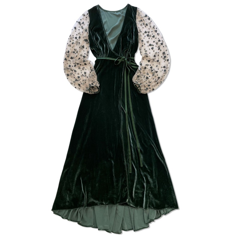 Green Silk Velvet Robe Heart French Lace Luxury Gown Mother's Day Gift / REBELLE Luxe Robe Forêt image 5