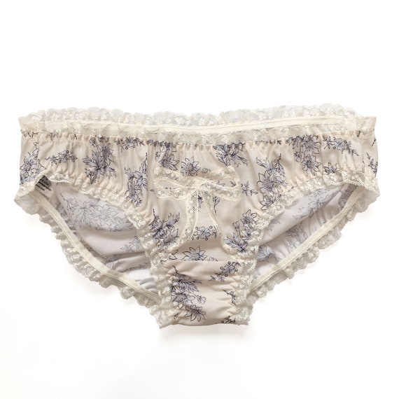 Soft Cotton With Small Printed Hearts White High Leg Brazilian - Knickers