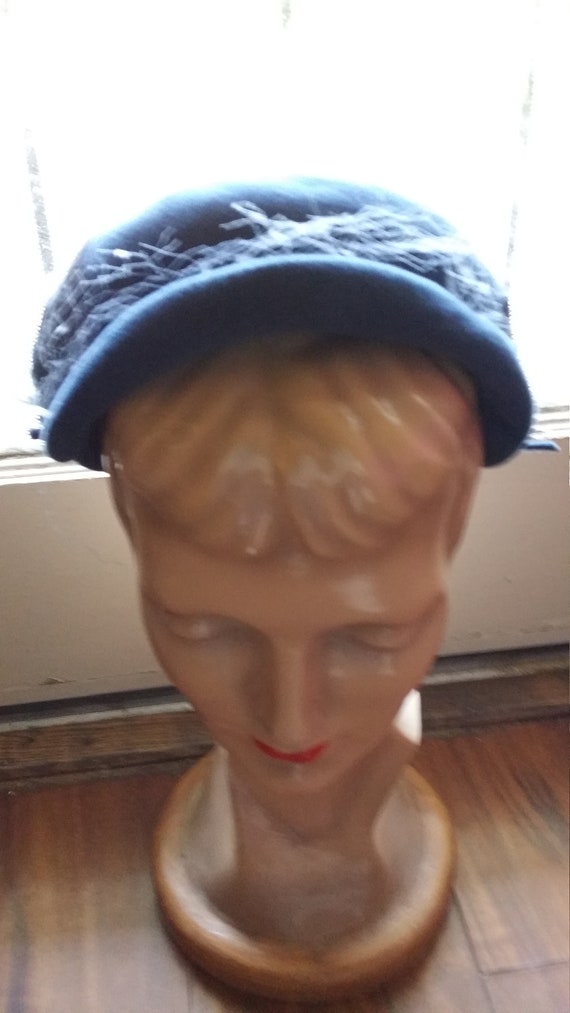 1950s Ladies Hat Blue With Gray Feathers Doris - image 3