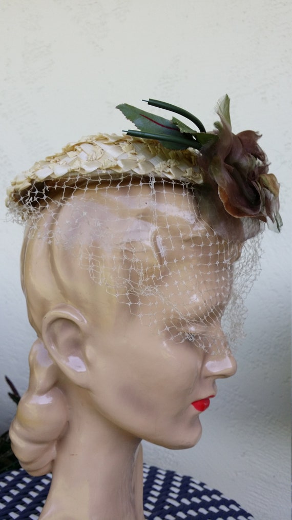 Straw and Floral Ladies Hat with Beige Veil - image 3