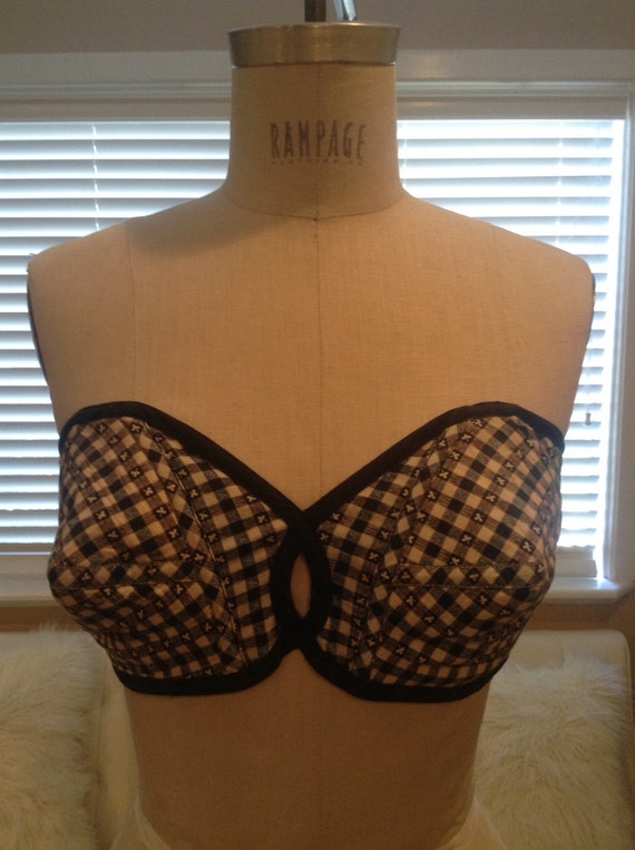 Killer Lovable 38B Sun Top Bullet Bra Shape Peeka… - image 1